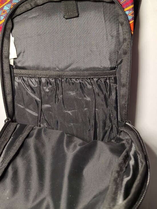 Vibedration Hydration Backpack w/o bladder - Blue/Red/Orange pattern - Used